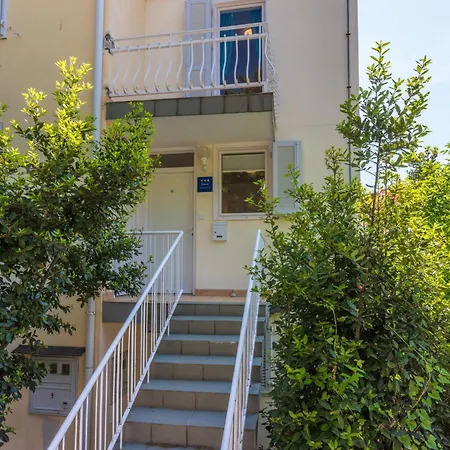 Vema 2 - Hr-10913-01 By Interhome Apartment *